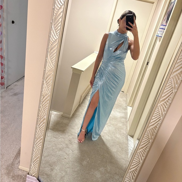 Mac Duggal Metallic Gown - Picture 4 of 6